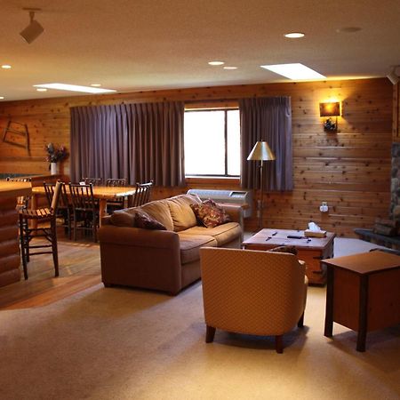 The Lodge At Crooked Lake Siren 객실 사진