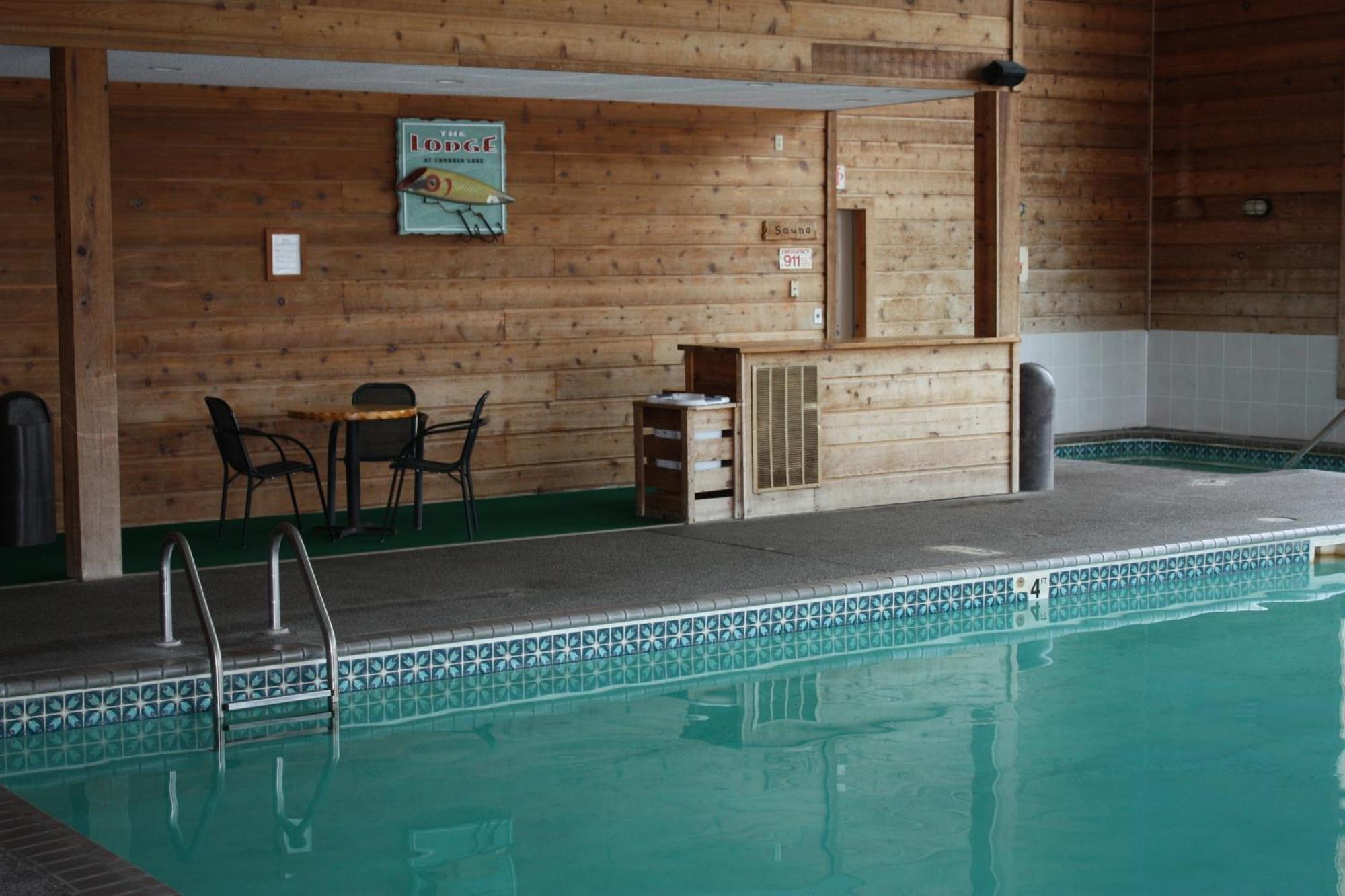The Lodge At Crooked Lake Siren 외부 사진
